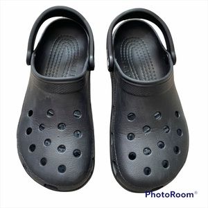 Crocs classic clog in black women’s 9 men’s 7 unisex